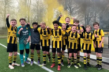 JO11-1 van DVS’33 kroont zich tot kampioen